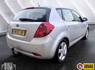 Voertuigafbeelding 2