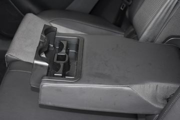 Voertuigafbeelding 35