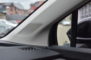 Voertuigafbeelding 36