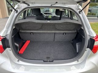 Voertuigafbeelding 12