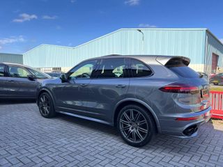 Voertuigafbeelding 6