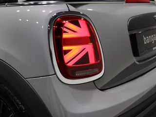 Voertuigafbeelding 19