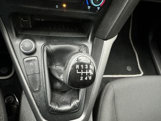 Voertuigafbeelding 9