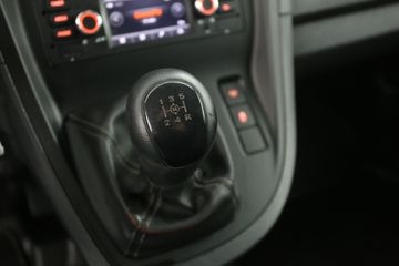 Voertuigafbeelding 17