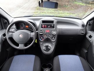 Voertuigafbeelding 8