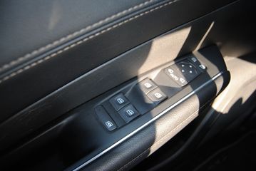 Voertuigafbeelding 27