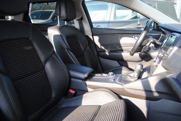 Voertuigafbeelding 8