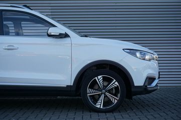 Voertuigafbeelding 9