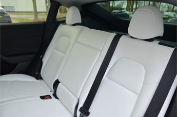 Voertuigafbeelding 13