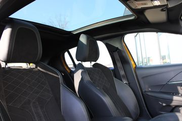 Voertuigafbeelding 3