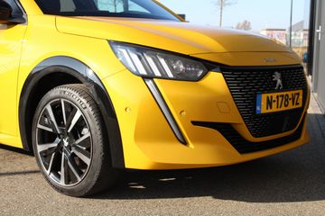 Voertuigafbeelding 6