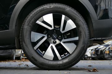 Voertuigafbeelding 10