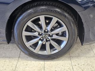 Voertuigafbeelding 6