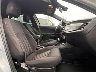 Voertuigafbeelding 27