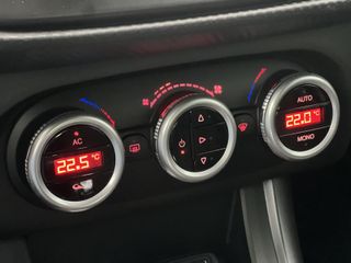 Voertuigafbeelding 37