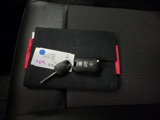 Voertuigafbeelding 17