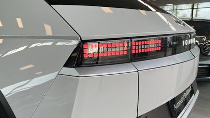 Voertuigafbeelding 16