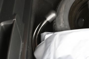 Voertuigafbeelding 13