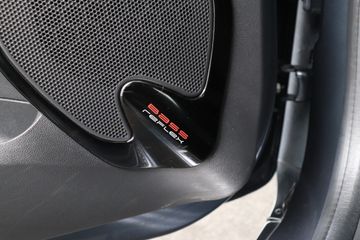 Voertuigafbeelding 24