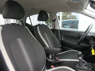 Voertuigafbeelding 6