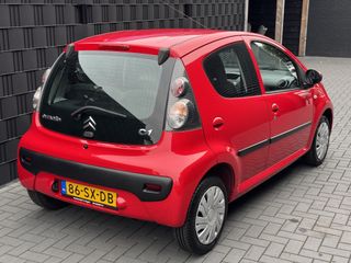 Voertuigafbeelding 4