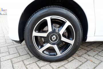 Voertuigafbeelding 5