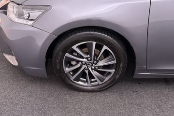 Voertuigafbeelding 6