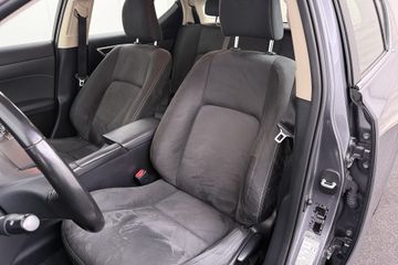 Voertuigafbeelding 8