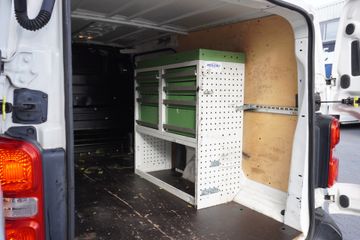 Voertuigafbeelding 6