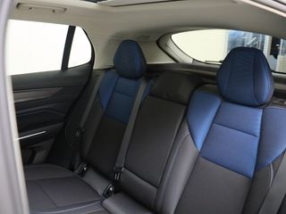 Voertuigafbeelding 6