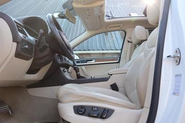 Voertuigafbeelding 5