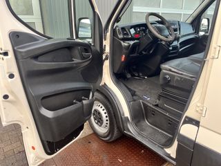 Voertuigafbeelding 30