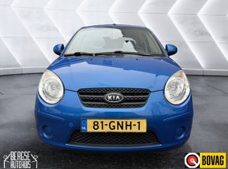 Voertuigafbeelding 3