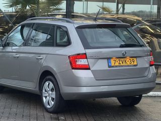 Voertuigafbeelding 16