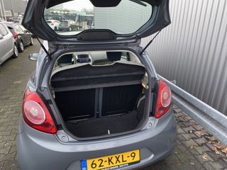 Voertuigafbeelding 12