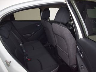 Voertuigafbeelding 9