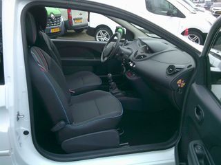 Voertuigafbeelding 15