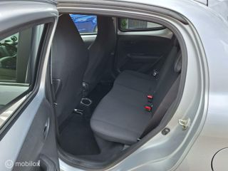 Voertuigafbeelding 12