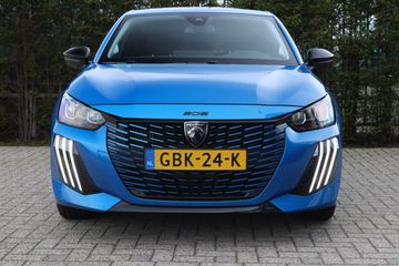 Voertuigafbeelding 6