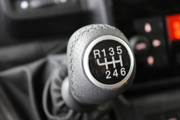 Voertuigafbeelding 18