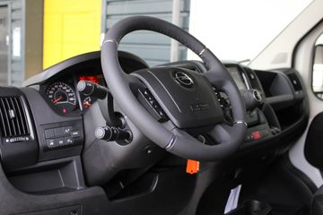 Voertuigafbeelding 8