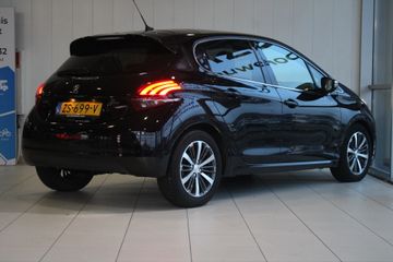 Voertuigafbeelding 4