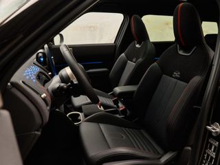 Voertuigafbeelding 6