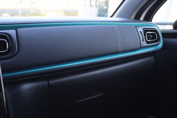 Voertuigafbeelding 21