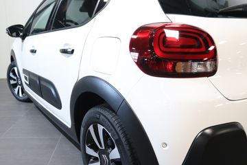 Voertuigafbeelding 4