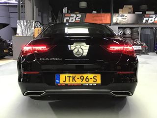 Voertuigafbeelding 6