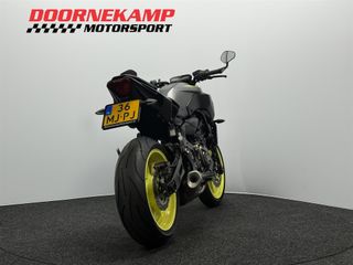 Voertuigafbeelding 13