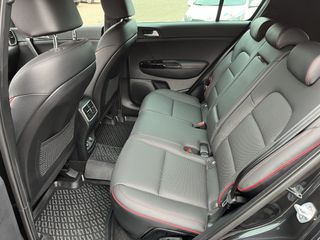 Voertuigafbeelding 10