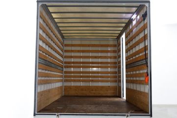 Voertuigafbeelding 6