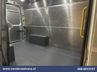 Voertuigafbeelding 9